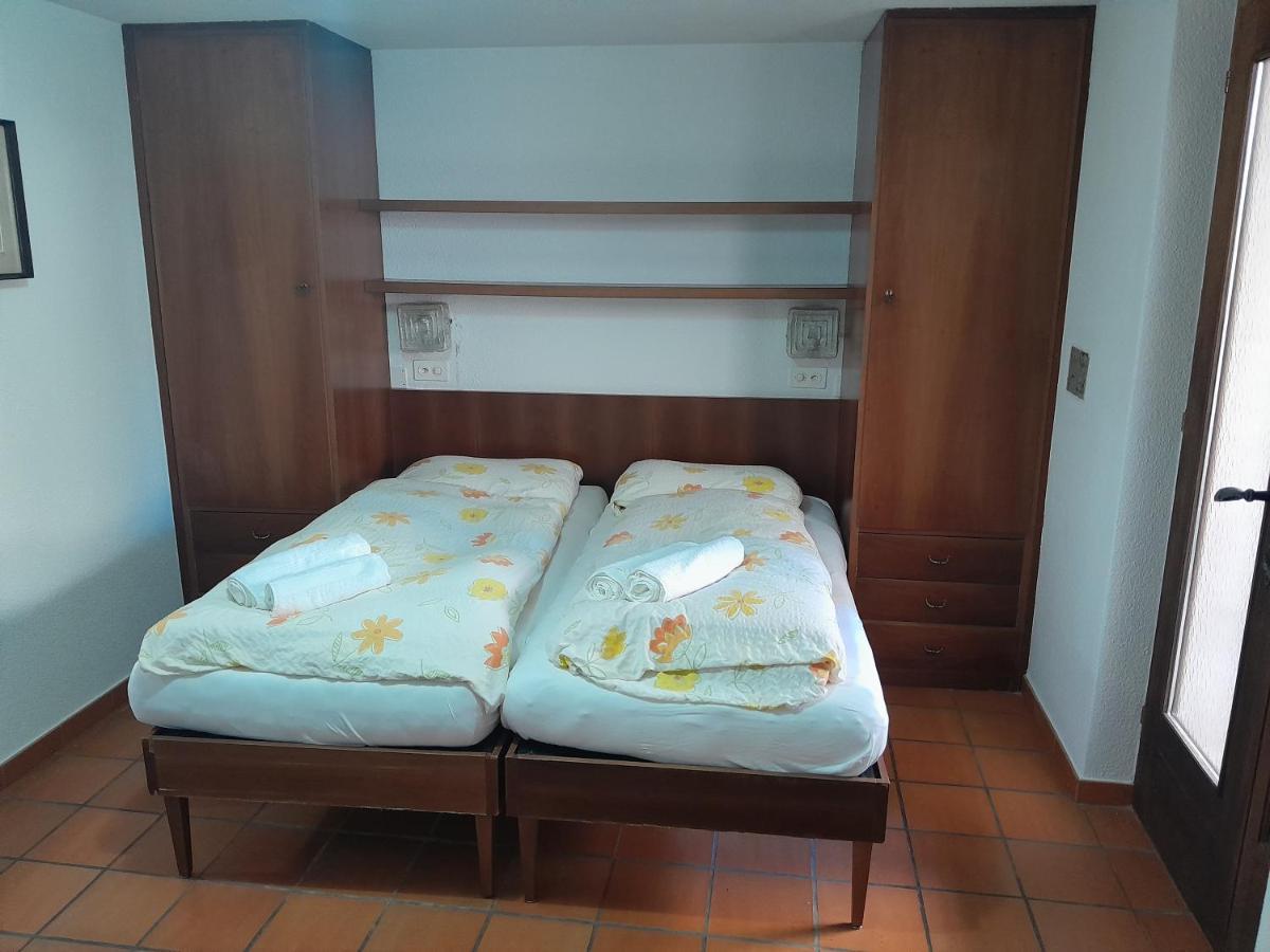 Hotel Pensione Serena Purasca Bagian luar foto