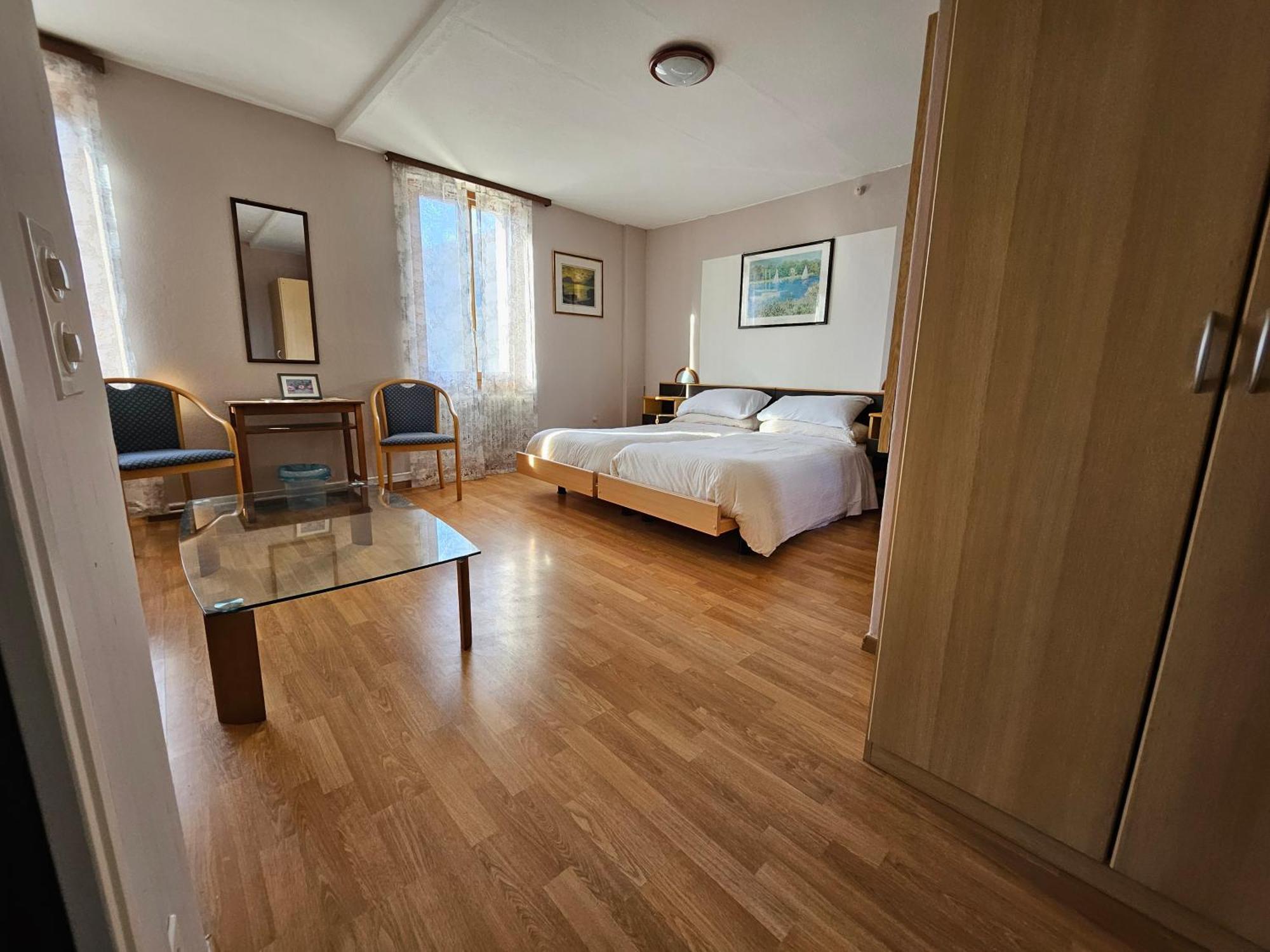 Hotel Pensione Serena Purasca Bagian luar foto