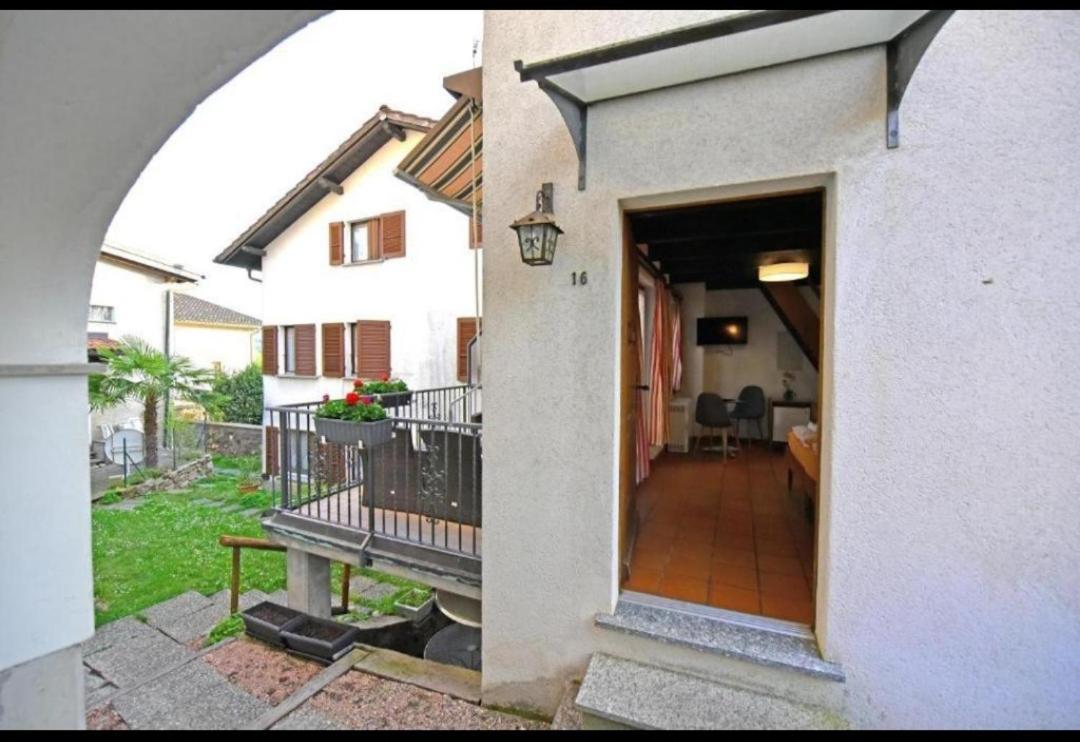 Hotel Pensione Serena Purasca Bagian luar foto